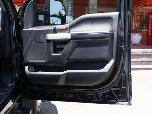 Used 2019 Ford F450 Lariat image 45