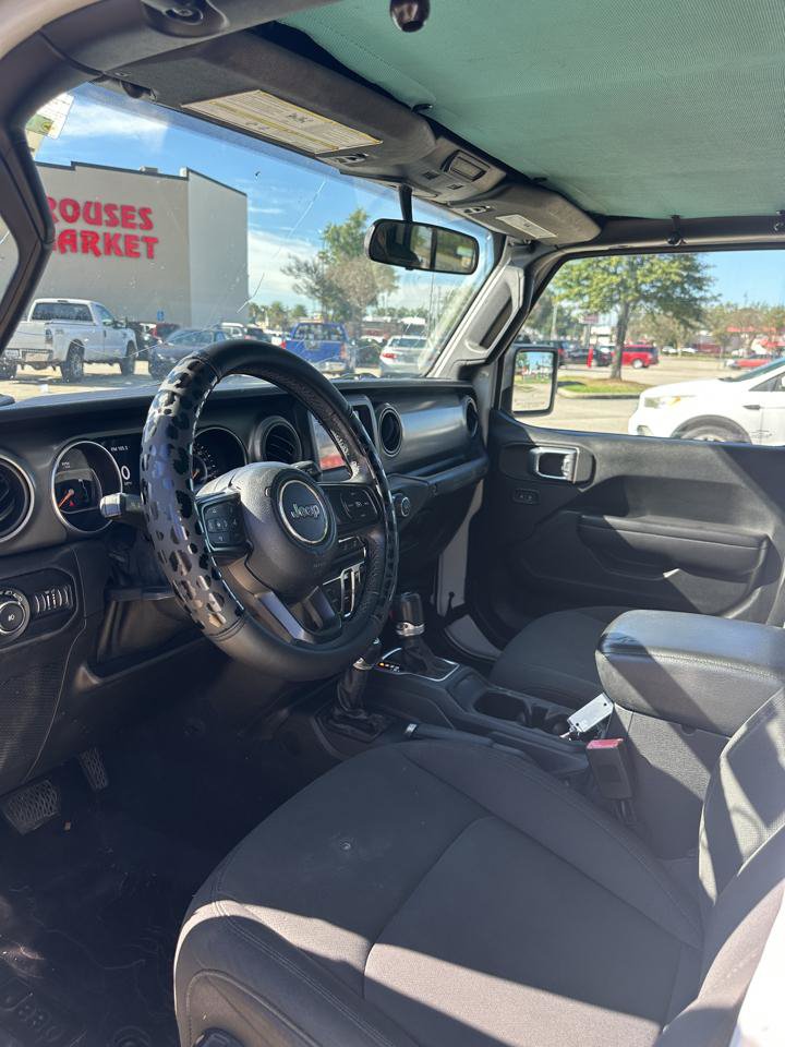 Used 2018 Jeep Wrangler Unlimited Sport S AWD/4WD image 5