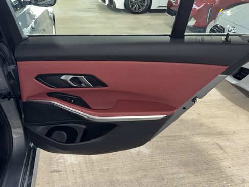 Certified 2025 BMW 330i Sedan image 11