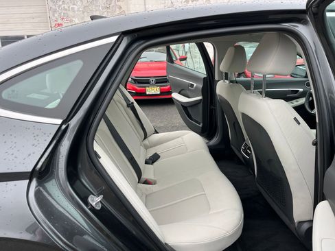 Used 2025 Hyundai Sonata SEL FWD image 26