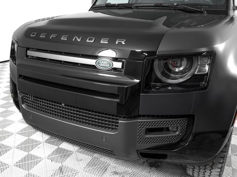 Used 2024 Land Rover Defender 90 Carpathian Edition AWD/4WD image 29