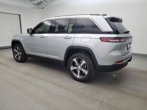 Used 2022 Jeep Grand Cherokee Limited 4xe image 3