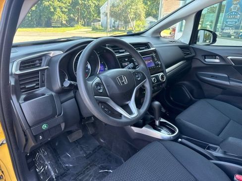 Used 2018 Honda Fit LX image 10