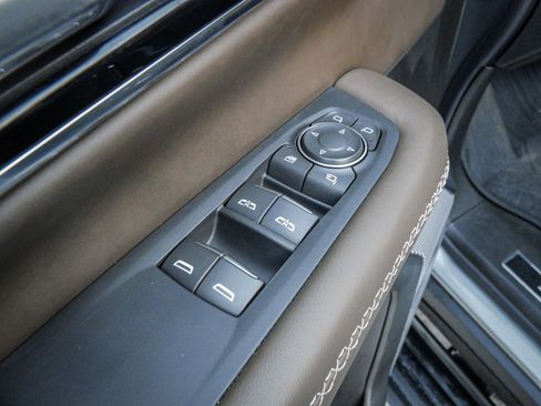 Used 2026 GMC Yukon Denali Ultimate image 15