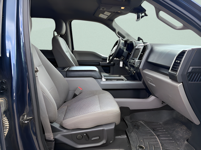 Used 2019 Ford F150 XLT w/ Equipment Group 302A Luxury AWD/4WD image 16