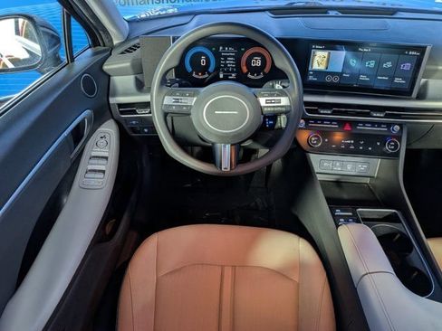 Used 2025 Hyundai Sonata SEL FWD image 15