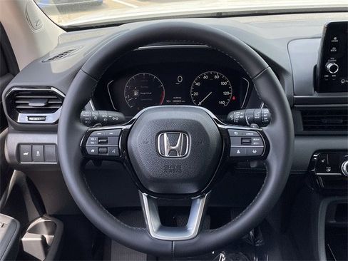 New 2025 Honda Pilot Touring image 13