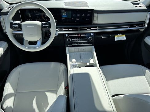New 2026 Hyundai Santa Fe SE image 3