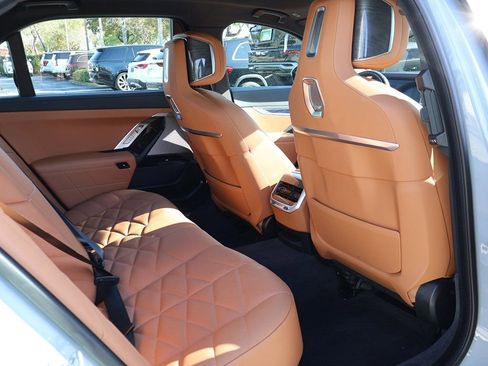 Used 2023 BMW 740i RWD image 35