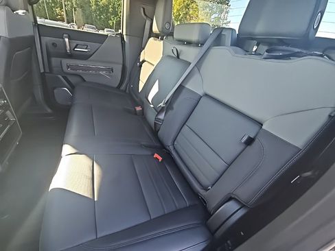 New 2025 GMC Hummer EV 3X w/ Battery Pack, 24 Module Pack image 12