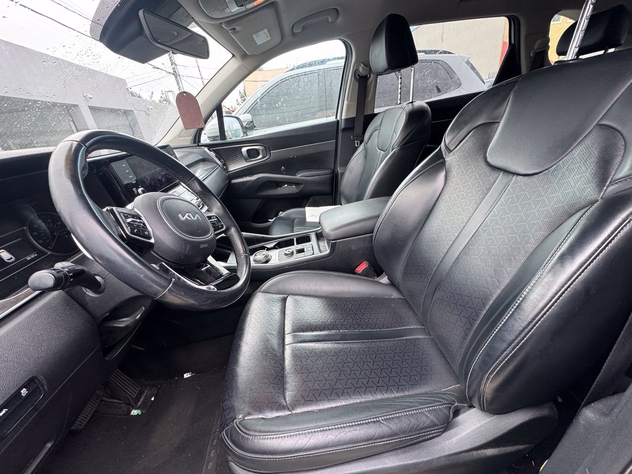 Certified 2022 Kia Sorento S AWD/4WD image 6