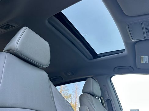 Used 2022 Honda Odyssey EX-L image 18
