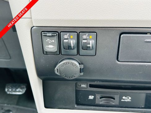 Used 2016 Toyota Sienna XLE Premium image 7