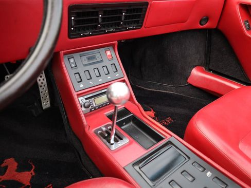 Used 1989 Ferrari Mondial T Cabriolet RWD image 13