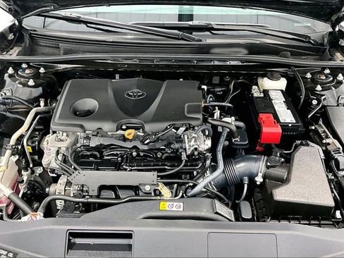 Used 2024 Toyota Camry SE FWD image 31