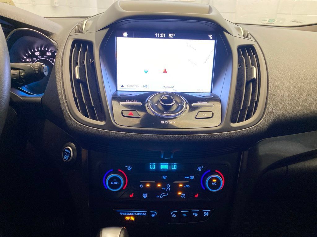 Used 2019 Ford Escape Titanium FWD image 15