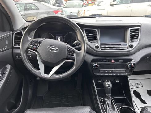 Used 2016 Hyundai Tucson Limited w/ Option Group 03 image 13