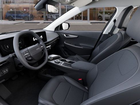 New 2025 Kia EV6 Light w/ Light LR Technology Package image 17