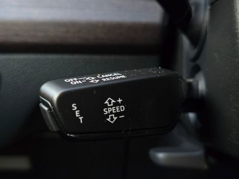 Used 2022 Audi Q5 2.0T Premium w/ Convenience Package image 46