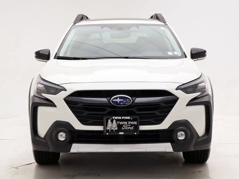 Used 2023 Subaru Outback Limited XT AWD/4WD image 5