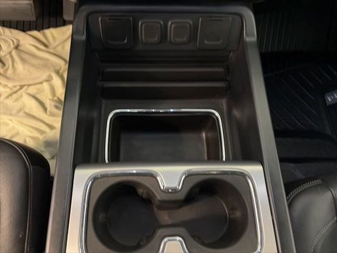 Used 2017 GMC Sierra 1500 SLT image 24