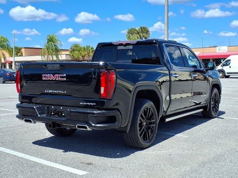 Used 2022 GMC Sierra 1500 Denali RWD image 7