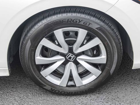 Certified 2024 Honda Civic LX image 11