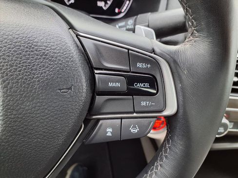 Used 2019 Honda Accord EX-L image 16