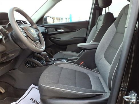 Certified 2023 Chevrolet TrailBlazer LT w/ Convenience Package image 12