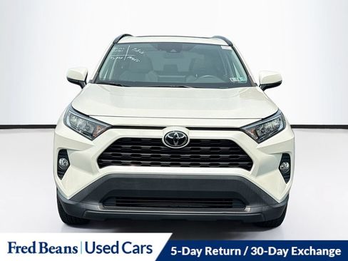 Used 2021 Toyota RAV4 XLE Premium AWD/4WD image 2