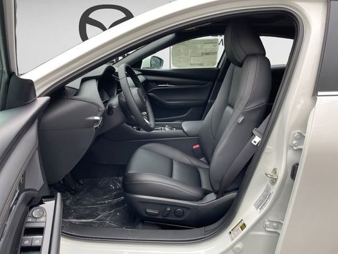 Used 2025 MAZDA MAZDA3 s image 9