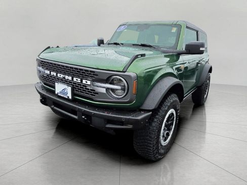 Used 2023 Ford Bronco Badlands w/ Sasquatch Package AWD/4WD image 14