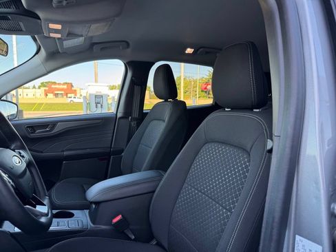 Certified 2024 Ford Escape Active AWD/4WD image 7