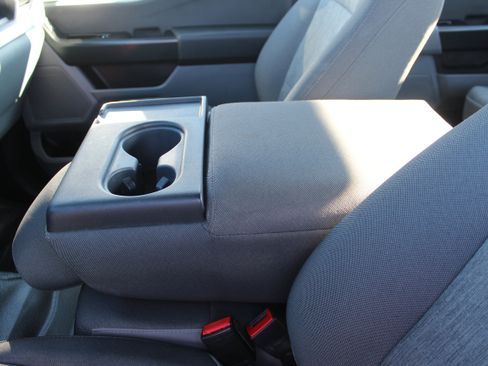 Used 2022 Ford F150 XL image 23