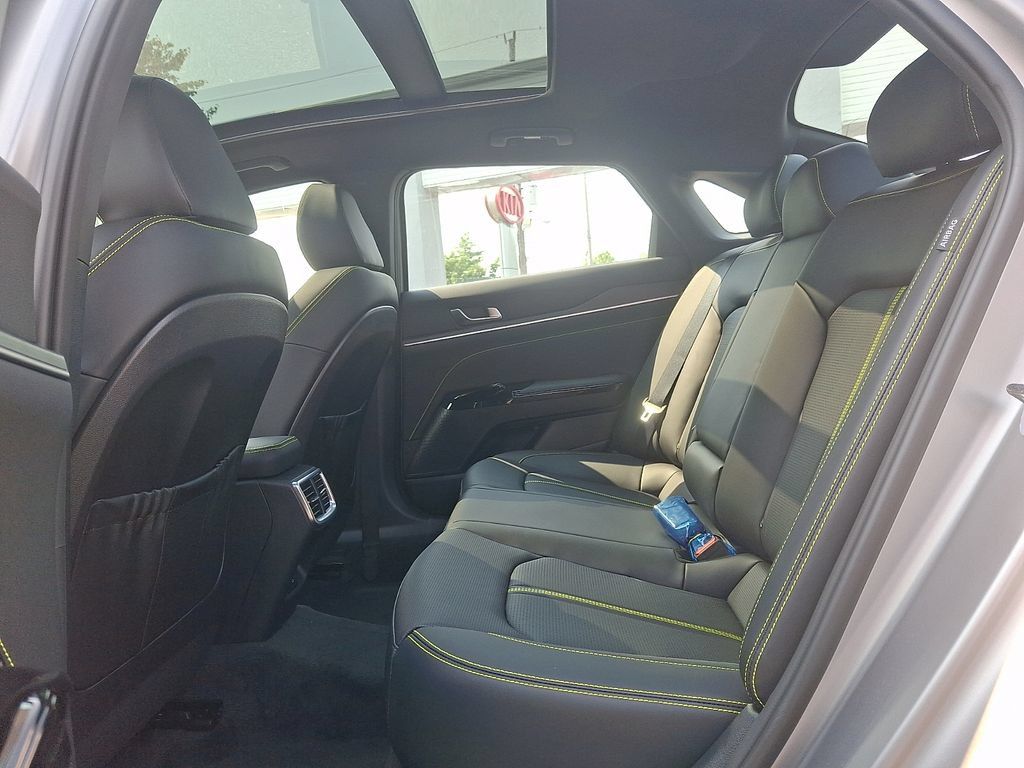 New 2026 Kia K5 GT FWD image 9