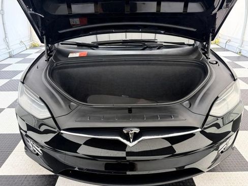 Used 2018 Tesla Model X 75D AWD/4WD image 9