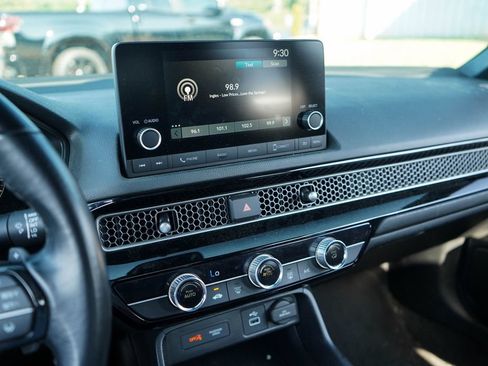 Used 2024 Honda Civic Sport image 8