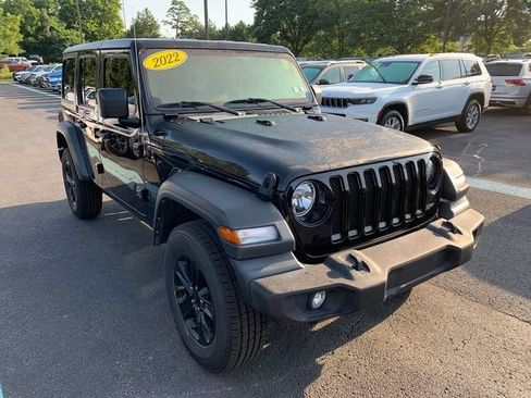 Used 2022 Jeep Wrangler Unlimited Sport AWD/4WD image 7