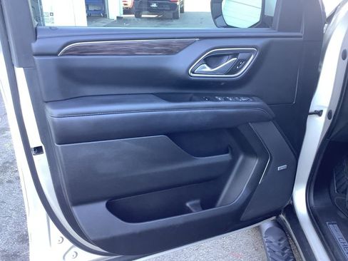 Used 2022 Chevrolet Tahoe Z71 w/ Luxury Package image 25