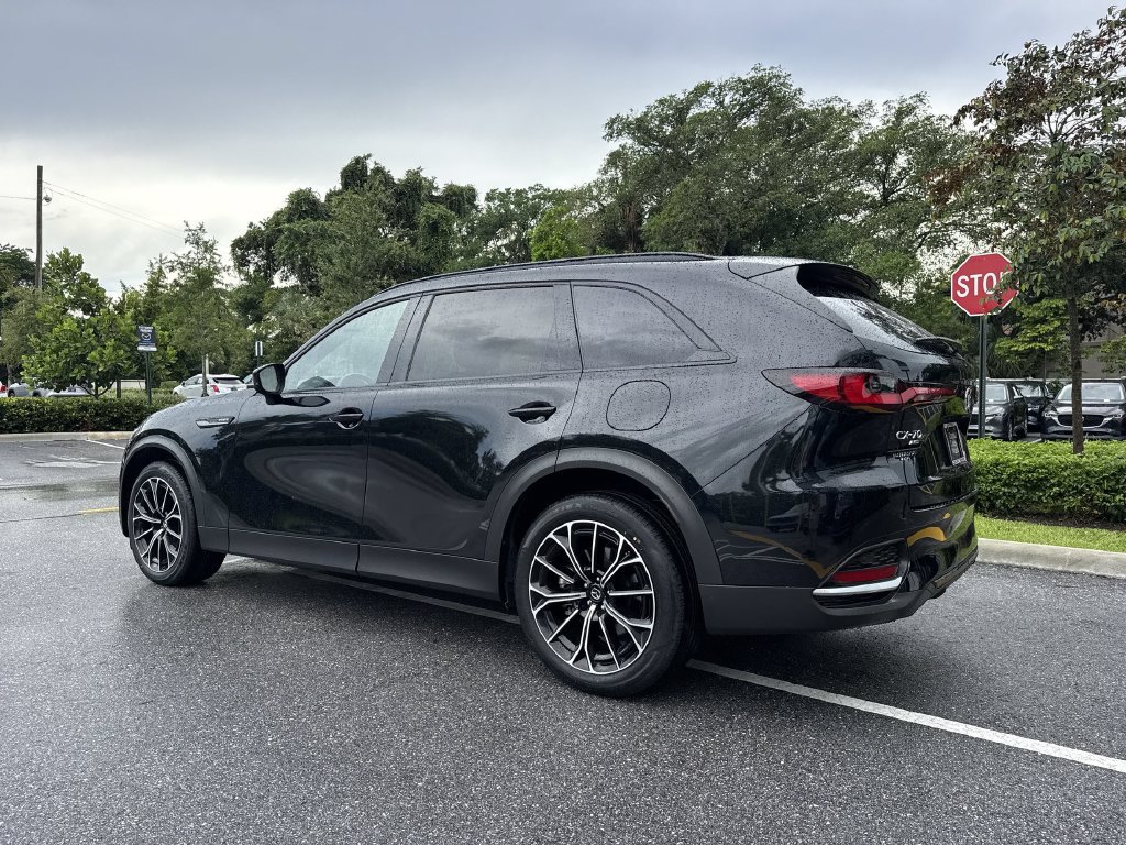 Certified 2025 MAZDA CX-70 Plug-In Hybrid w/ Premium Plus AWD/4WD image 26