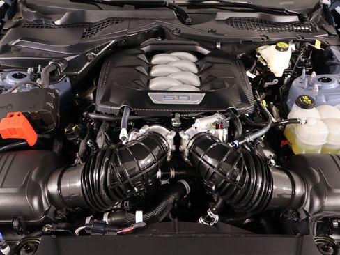 Used 2024 Ford Mustang GT Premium RWD image 19