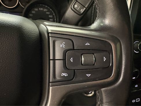 Used 2019 Chevrolet Silverado 1500 LT Trail Boss AWD/4WD image 19