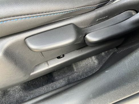 Used 2025 Chevrolet Trax LT image 22