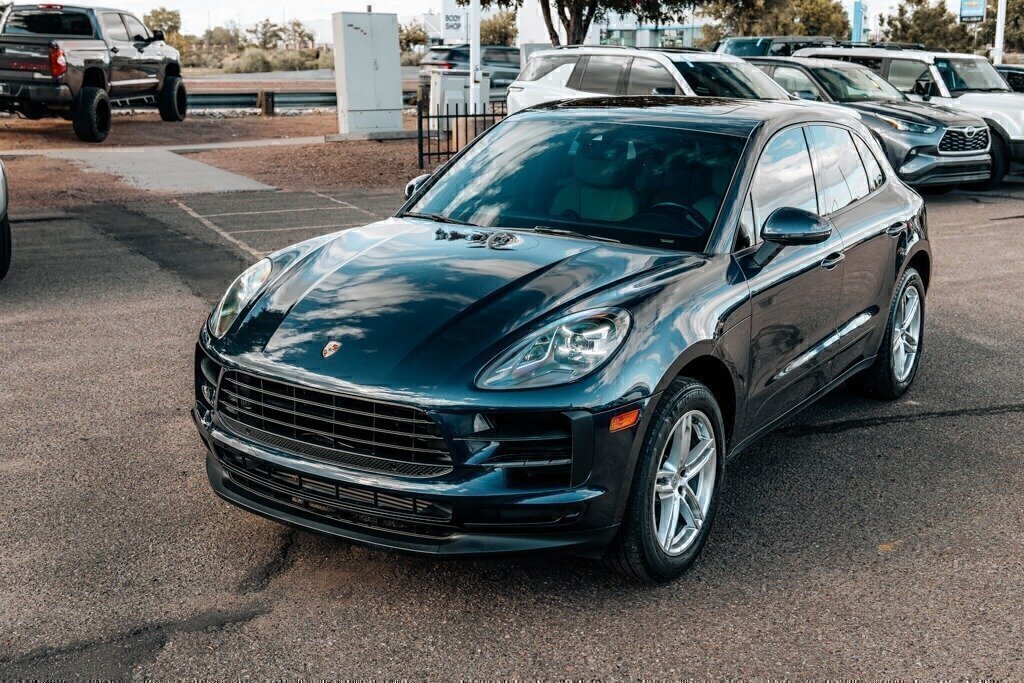 Used 2020 Porsche Macan AWD/4WD image 12