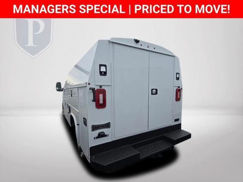 New 2025 Chevrolet Express 3500 w/ Power Convenience Package image 8