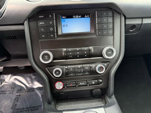 Used 2022 Ford Mustang GT RWD image 24