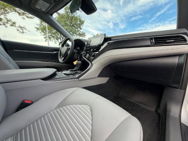 Certified 2023 Toyota Camry SE w/ Cold Weather Package AWD/4WD image 20