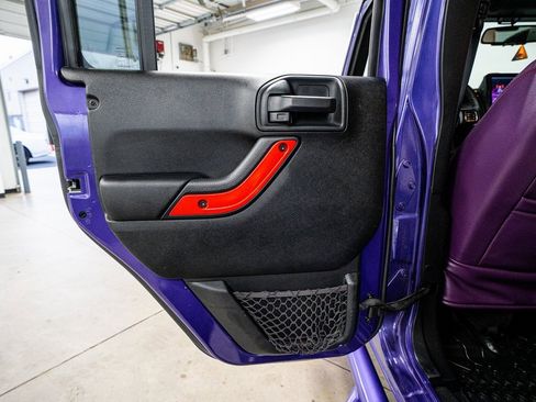 Used 2018 Jeep Wrangler Unlimited Sahara image 48