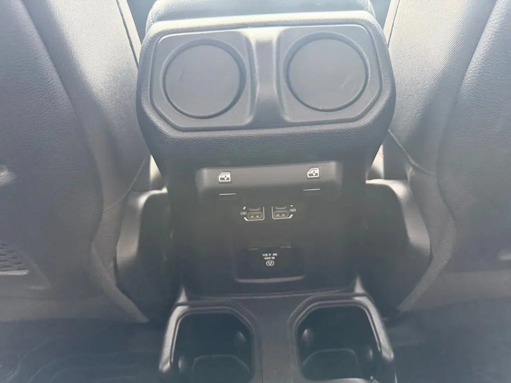 Used 2021 Jeep Gladiator Rubicon w/ Uconnect 4C Nav & Sound Group AWD/4WD image 30