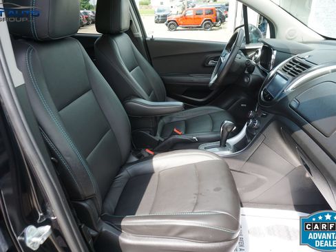Used 2015 Chevrolet Trax LTZ AWD/4WD image 25